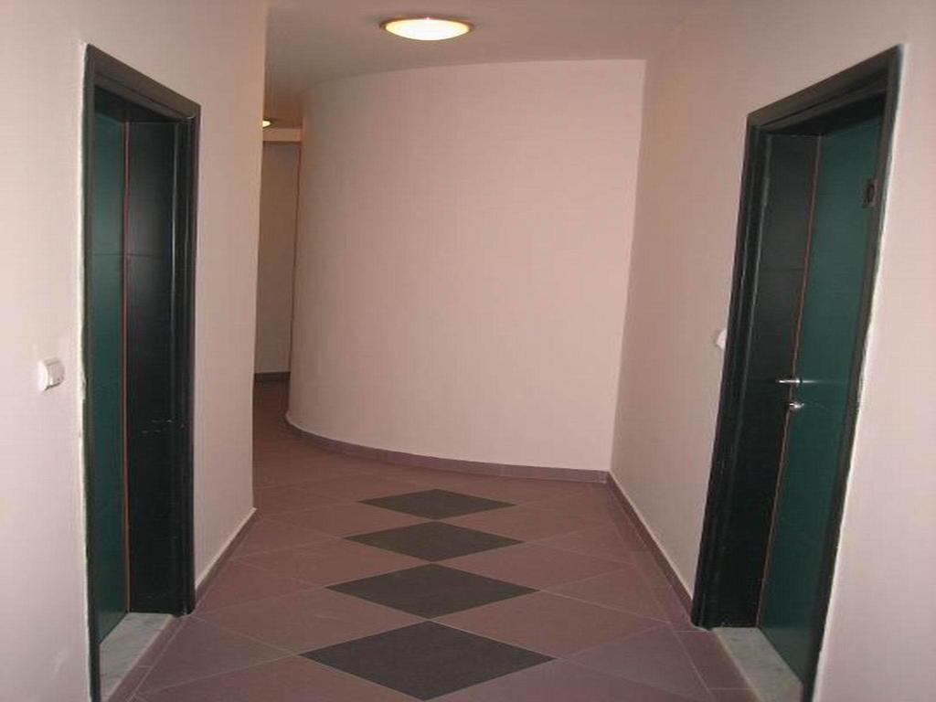 Bazeni Baikal Hotel Topola Buitenkant foto